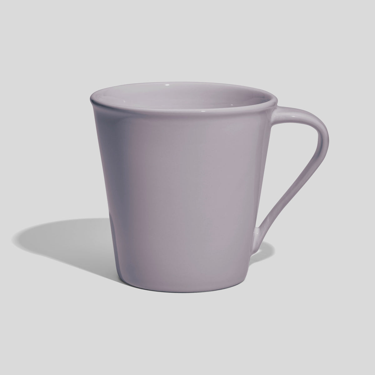Konische Kaffeetasse 600 ml mit schrägem Henkel – Hellgrau
