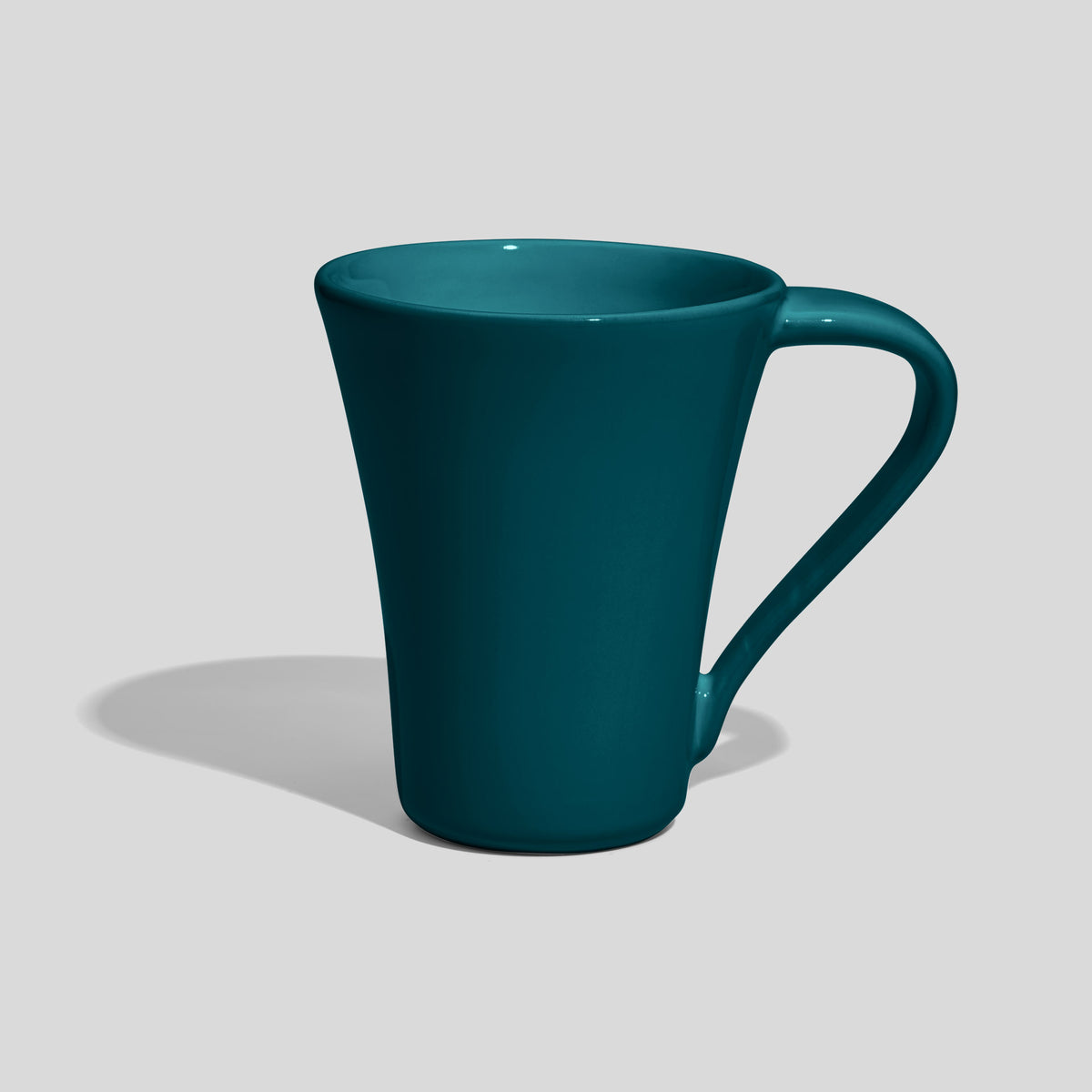 Konische Keramiktasse 250 ml mit schwingendem Henkel – Petrol