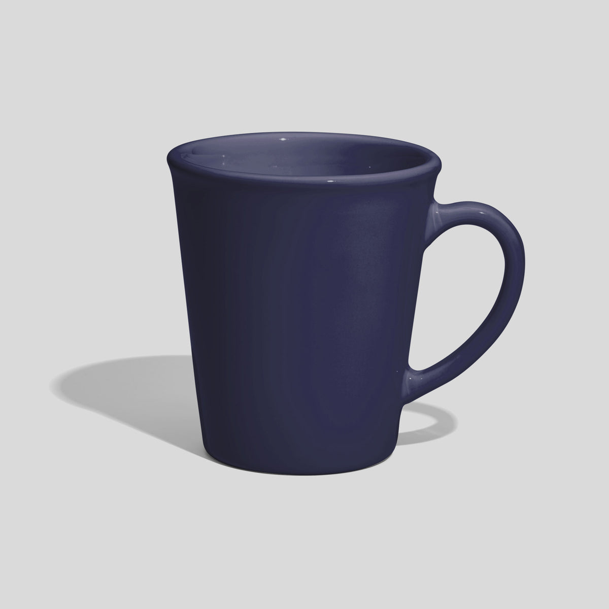 Konische Keramiktasse 280 ml mit Bogenhenkel – Marineblau