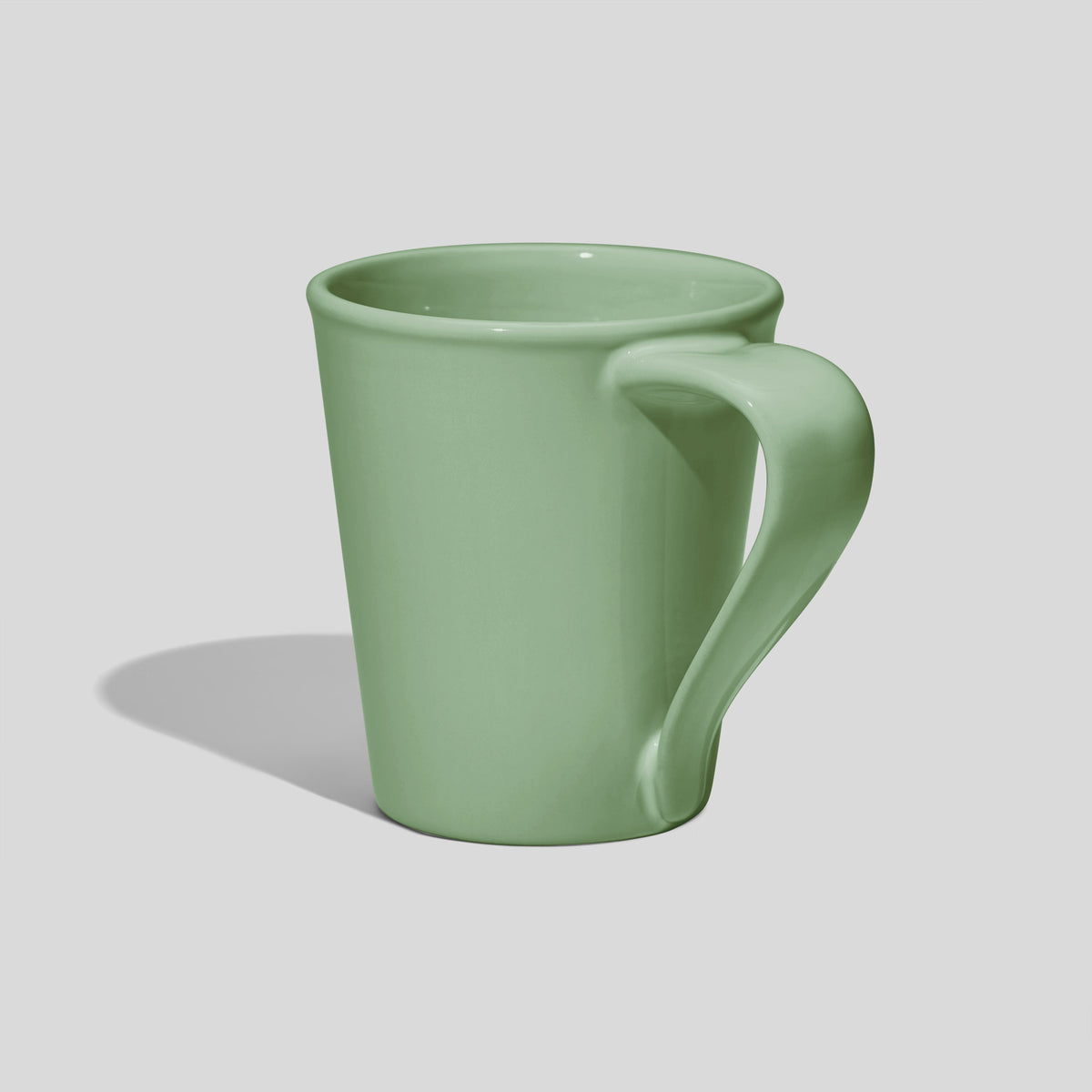 Konische Keramiktasse 280 ml mit geschwungenem Henkel – Mintgrün