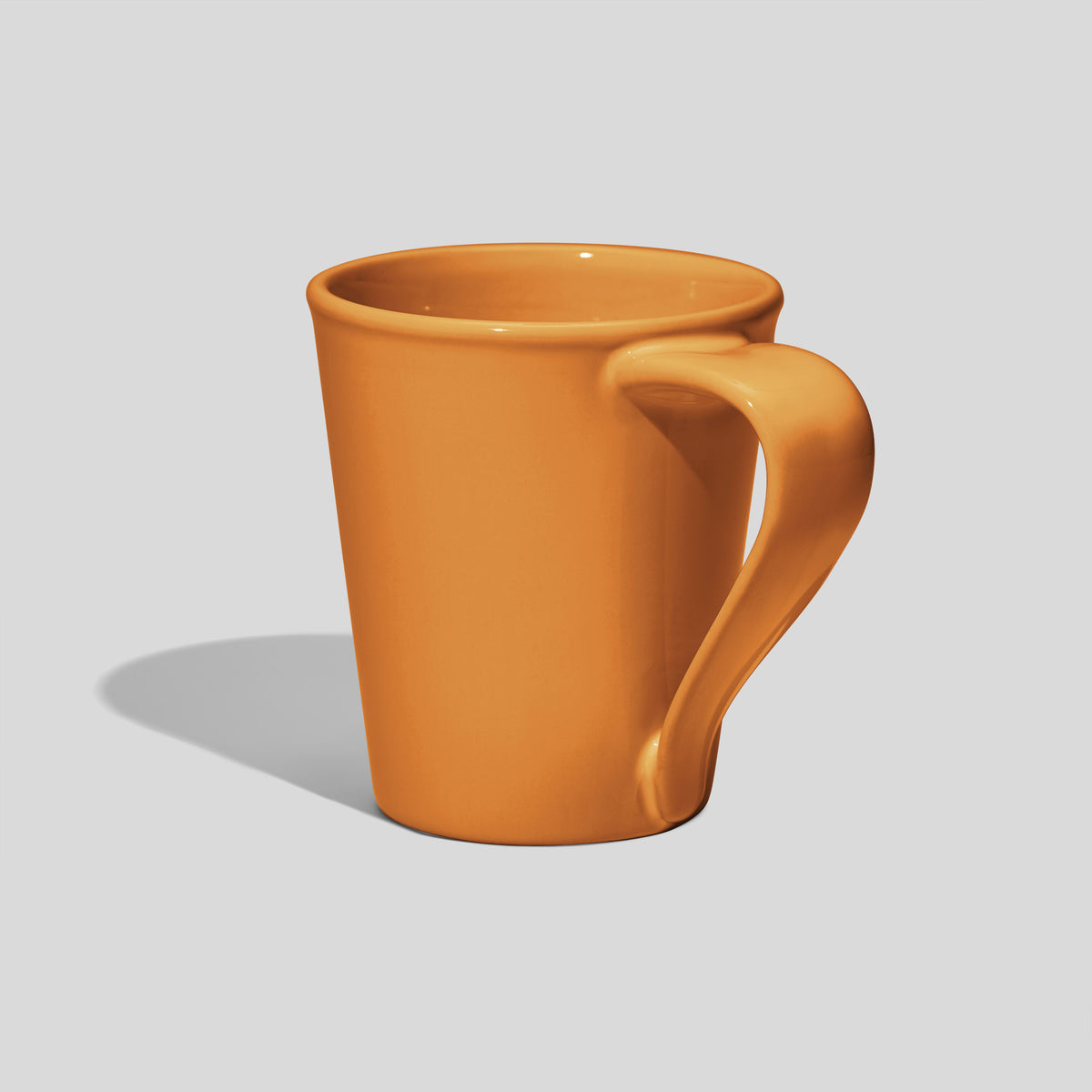 Konische Keramiktasse 280 ml mit geschwungenem Henkel – Senfgelb