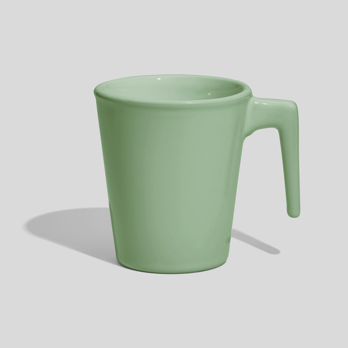 Konische Keramiktasse 280 ml mit offenem Griff – Mintgrün
