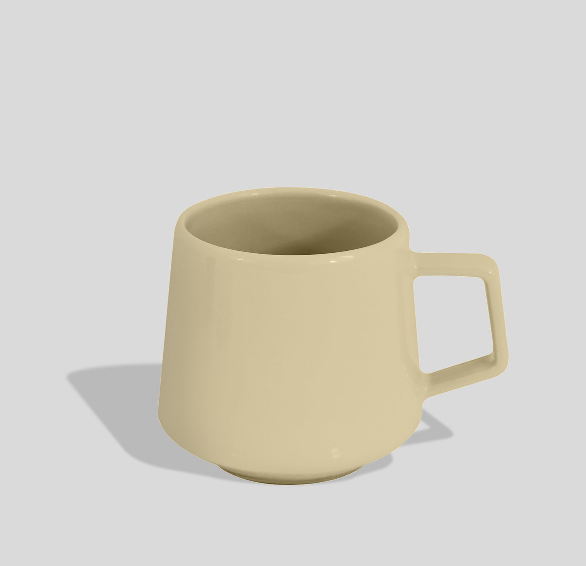 Konische Keramiktasse 300 ml mit Trapezhenkel – Beige