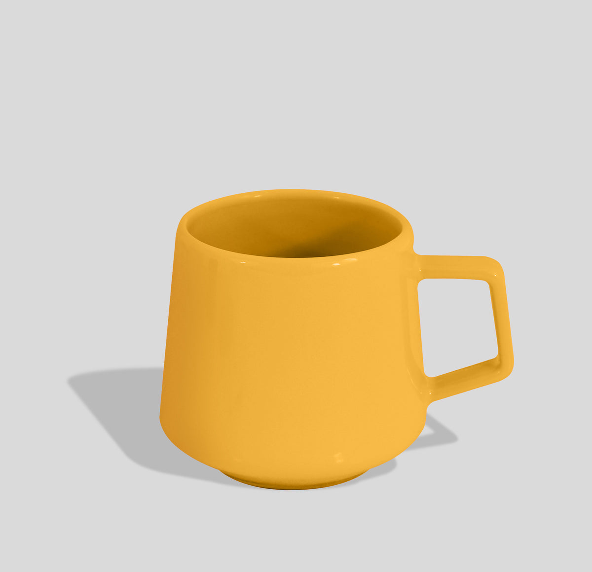 Konische Keramiktasse 300 ml mit Trapezhenkel – Gelb