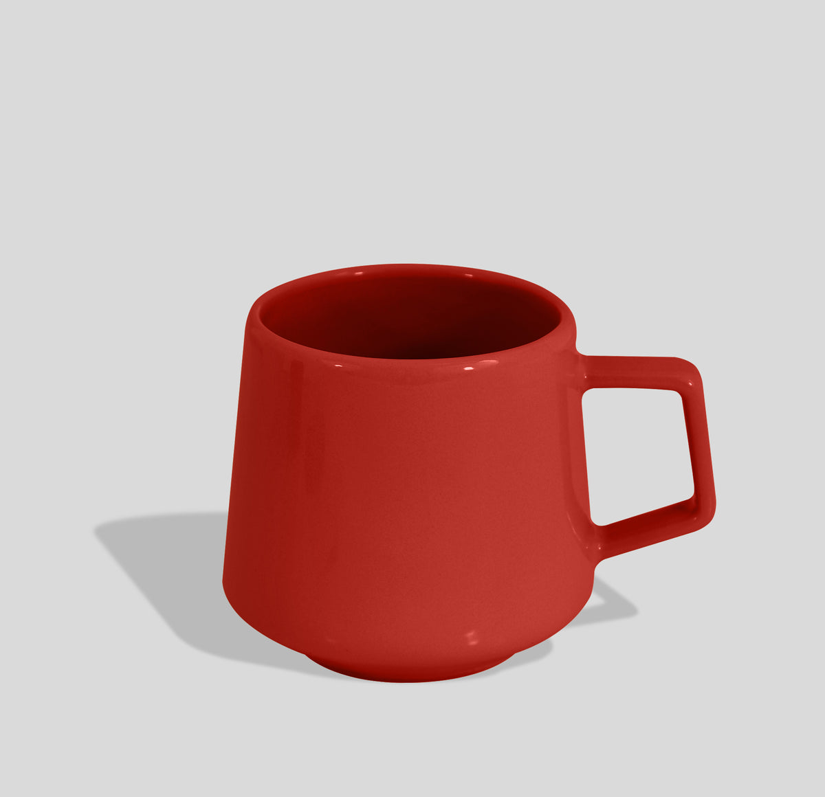 Konische Keramiktasse 300 ml mit Trapezhenkel – Rot