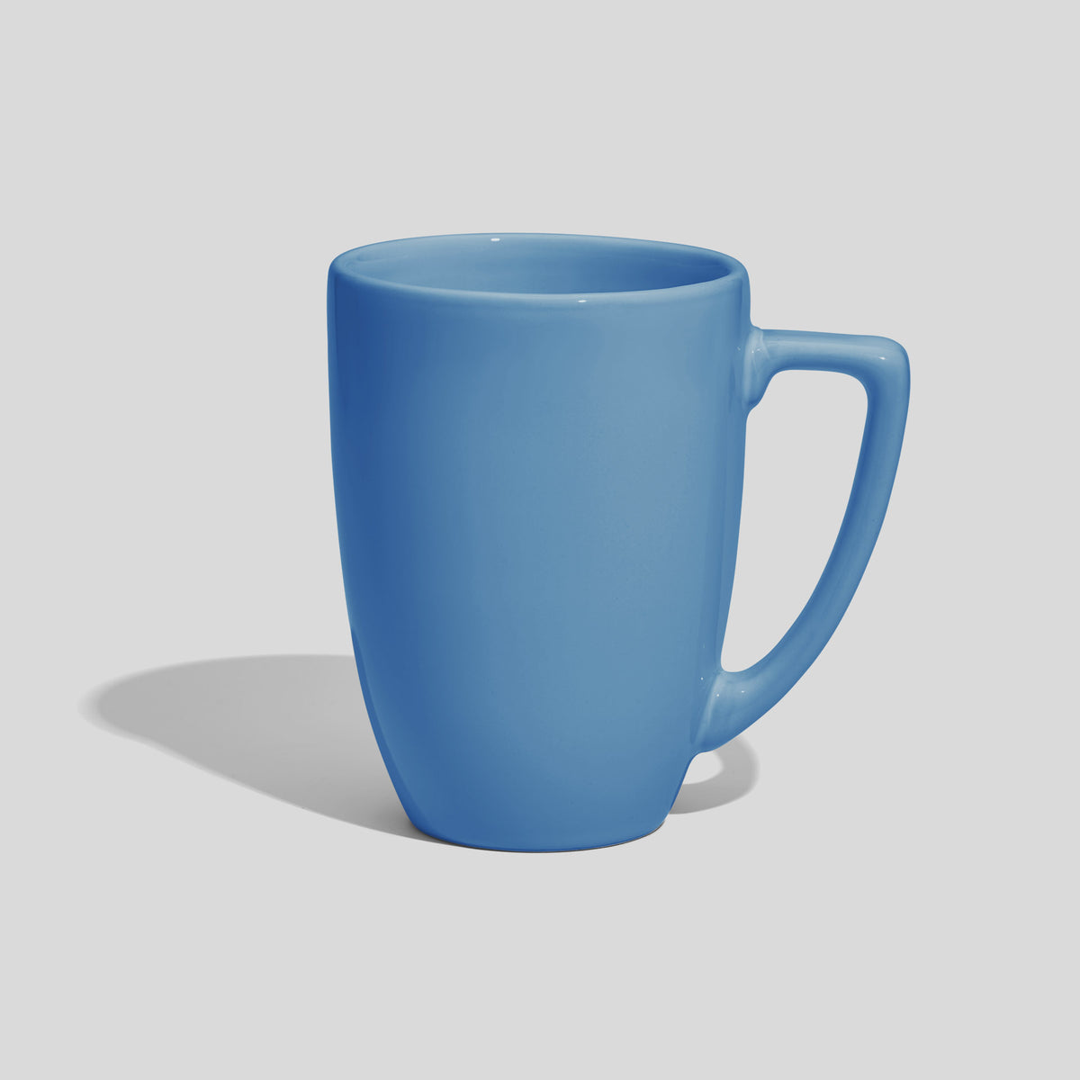 Konische Keramiktasse 330 ml mit eckigem Henkel – Himmelblau