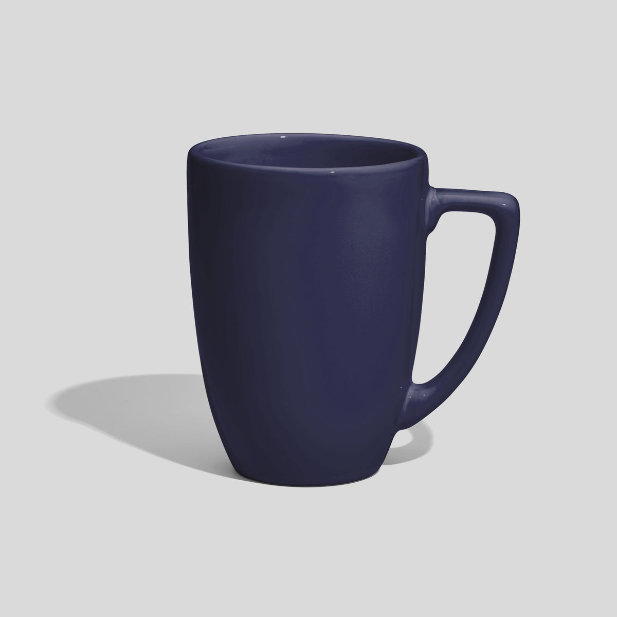 Konische Keramiktasse 330 ml mit eckigem Henkel – Marineblau