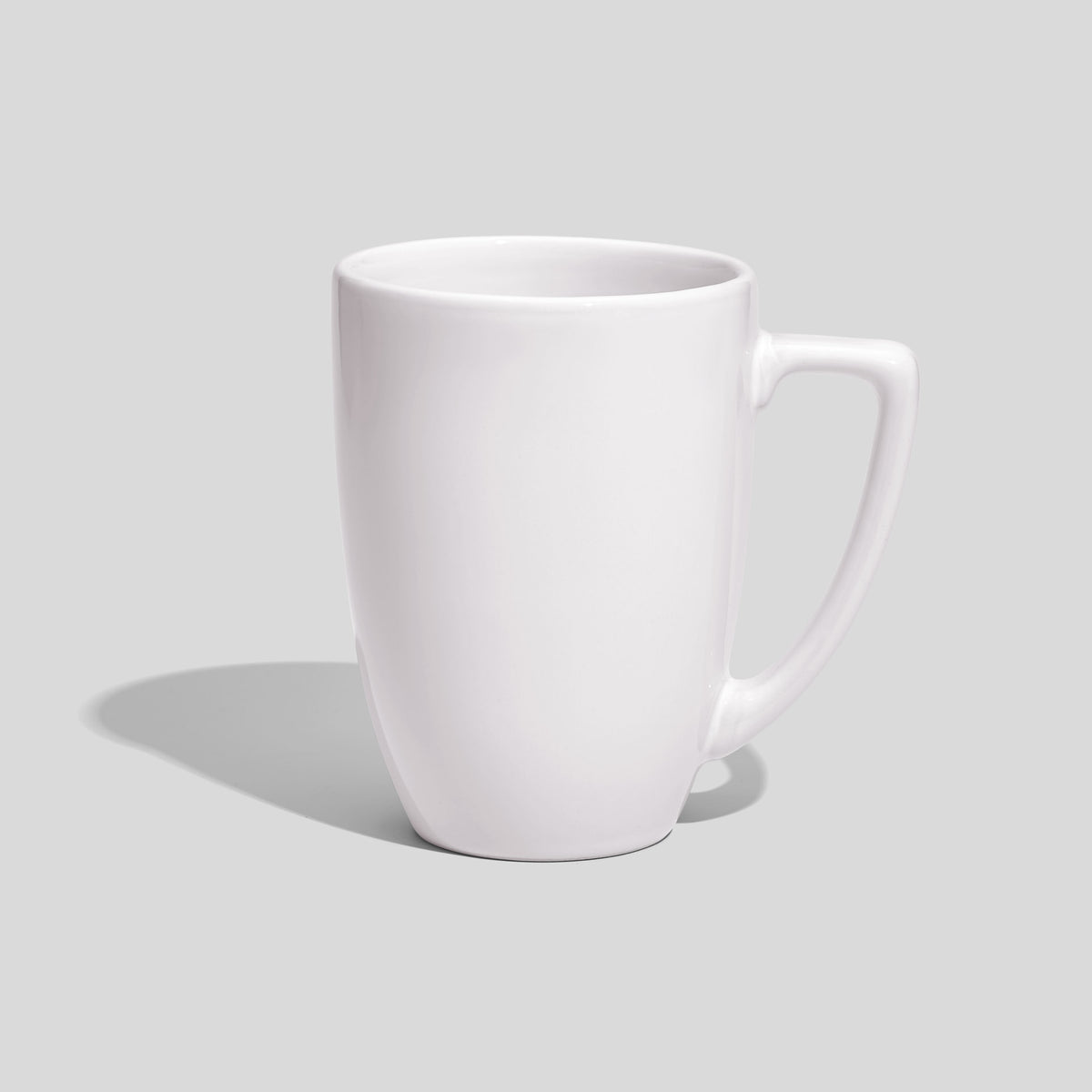 Konische Keramiktasse 330 ml mit eckigem Henkel – Weiß