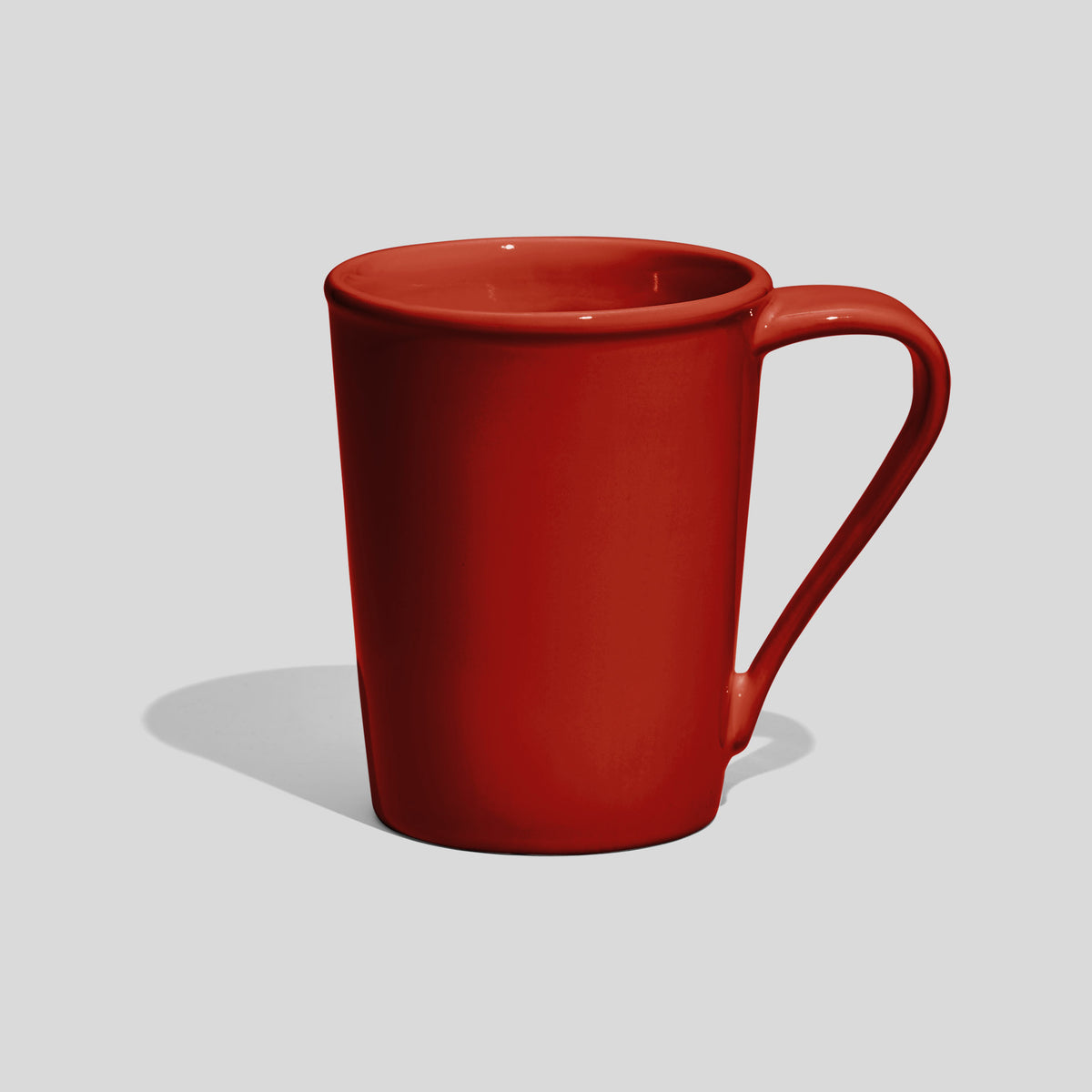 Konische Keramiktasse 350 ml mit lang gezogenem Henkel