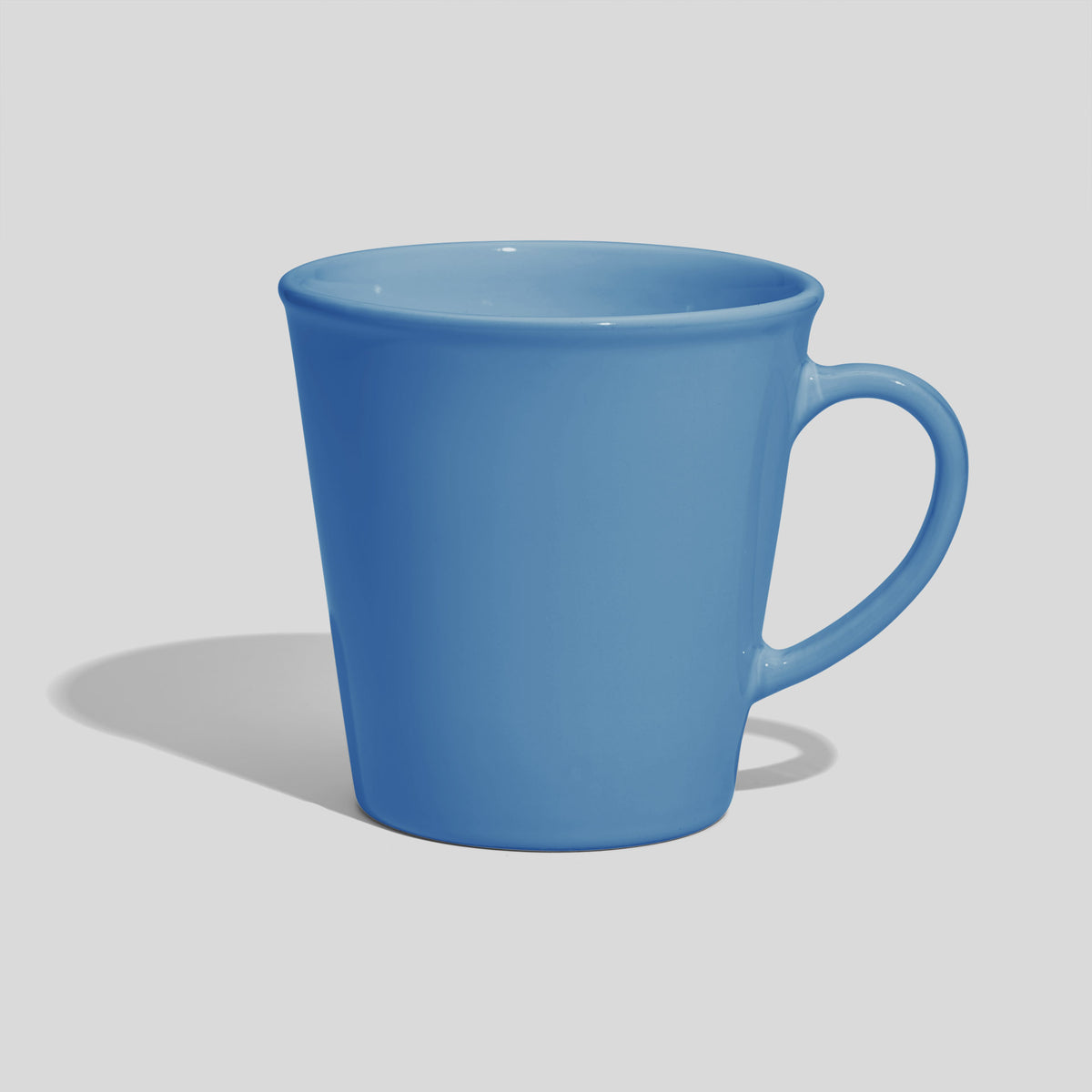 Konische Keramiktasse 600 ml mit weitem Rand – Himmelblau