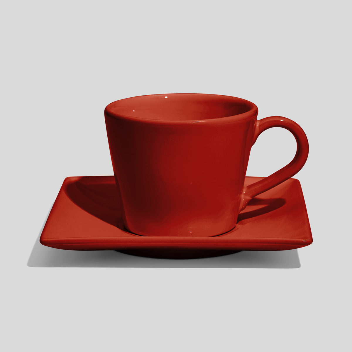 Konische Tasse mit quadratischer Untertasse 320 ml – Rot