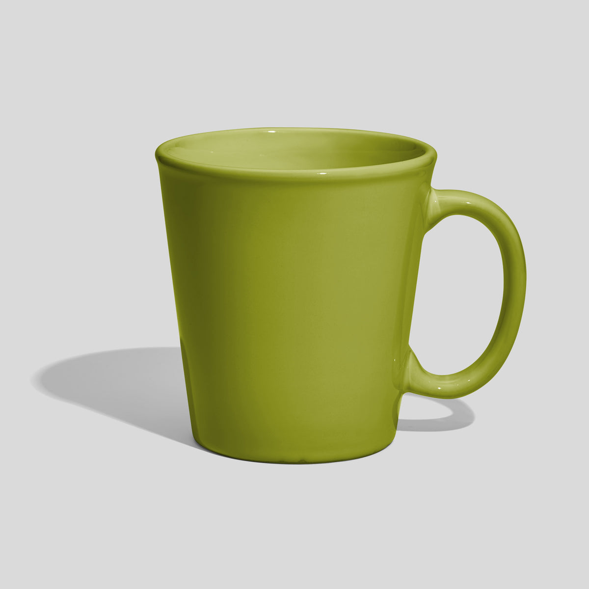 Konischer Kaffeebecher 460 ml mit ovalem Ringhenkel – Limettengrün
