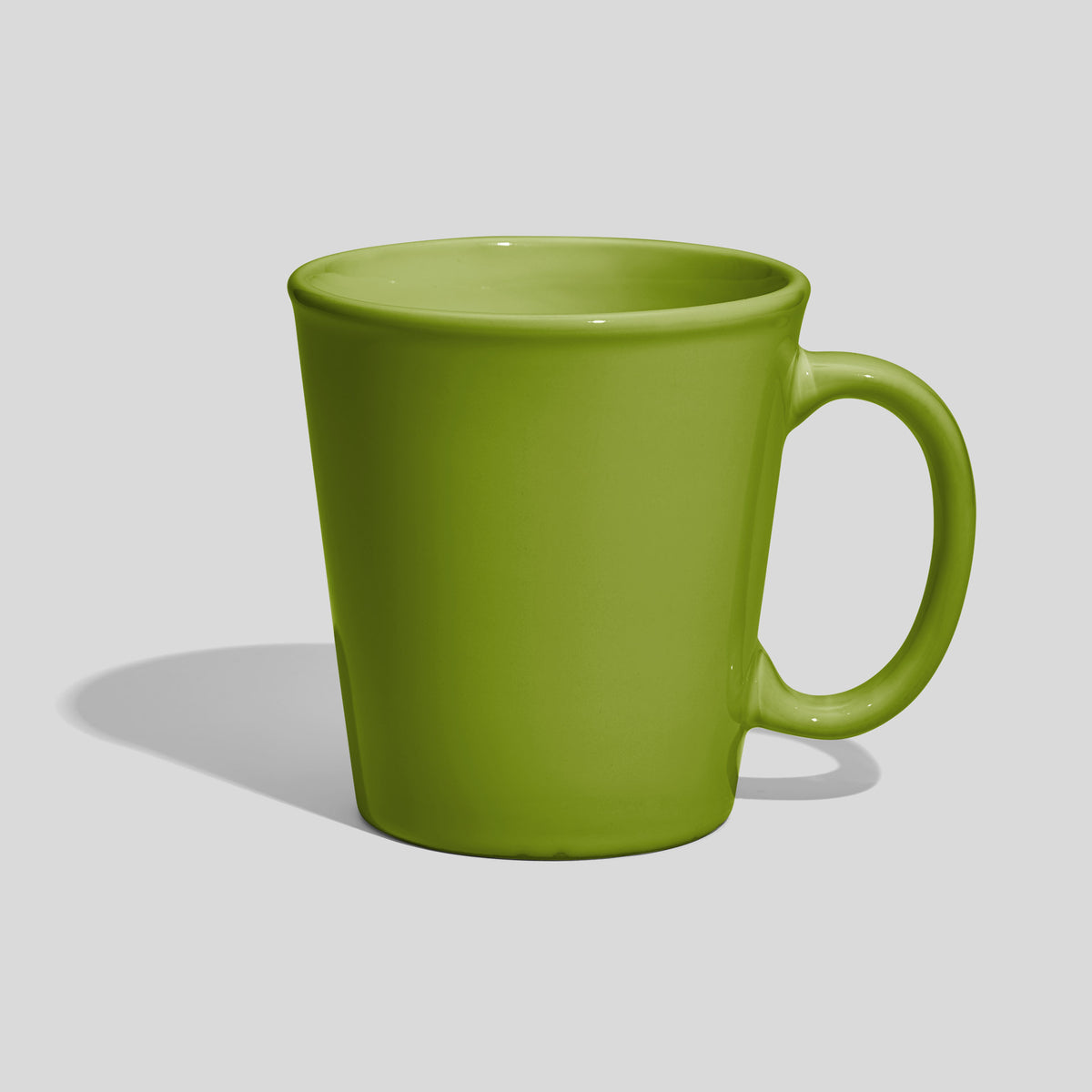 Konischer Kaffeebecher 460 ml mit ovalem Ringhenkel – Olivgrün