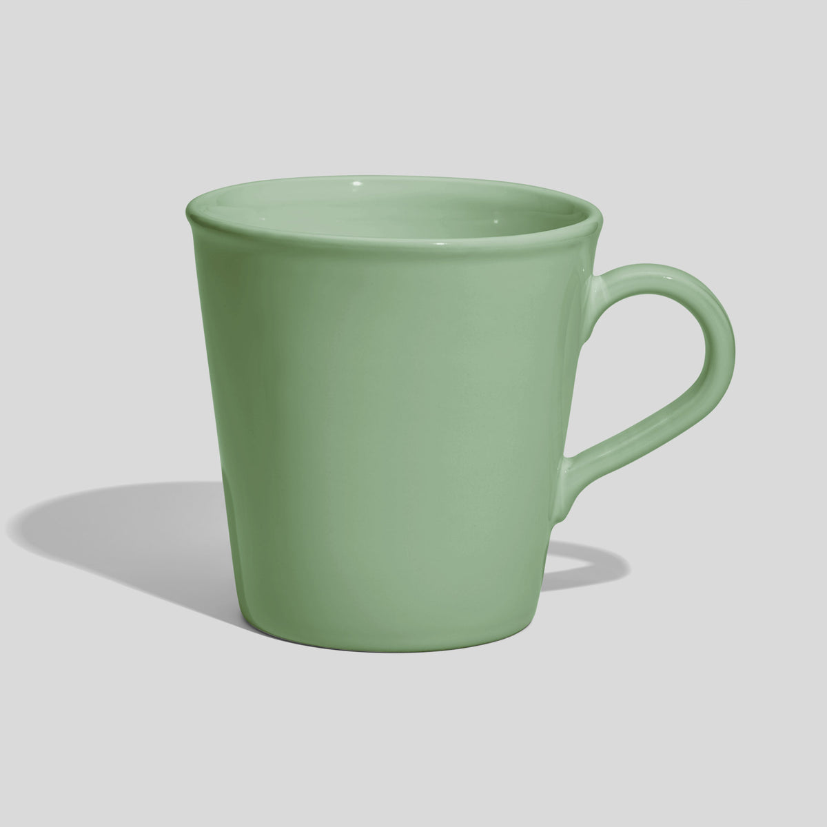 Konischer Kaffeebecher 600 ml mit kleinem Bogenhenkel – Mintgrün
