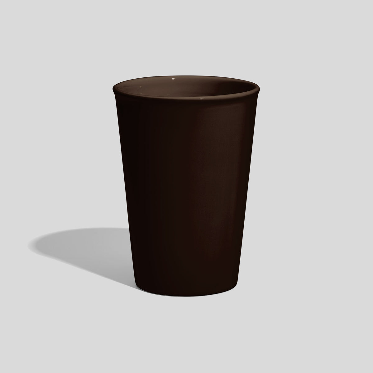 Konischer Keramikbecher 380 ml ohne Henkel – Dunkelbraun