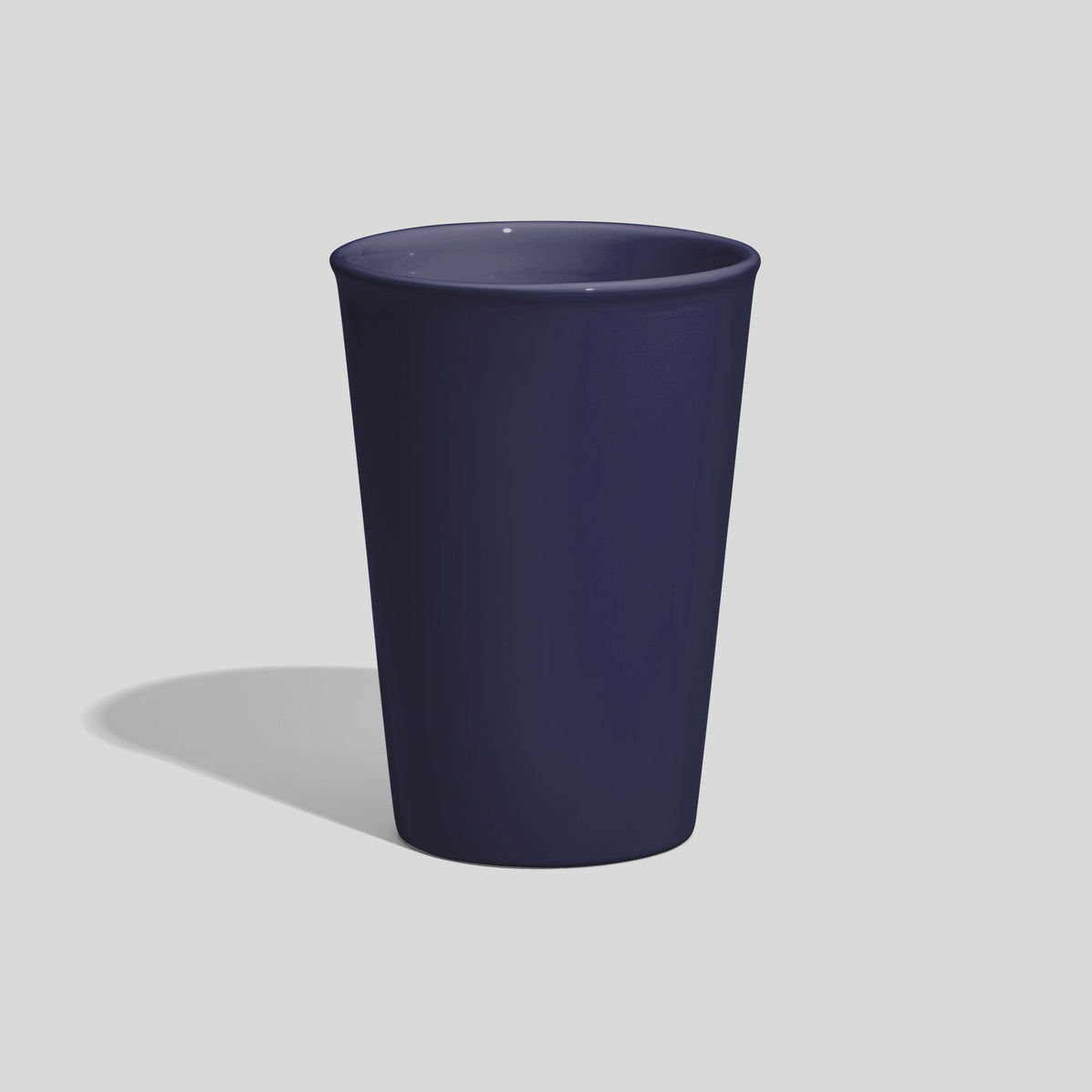 Konischer Keramikbecher 380 ml ohne Henkel – Marineblau
