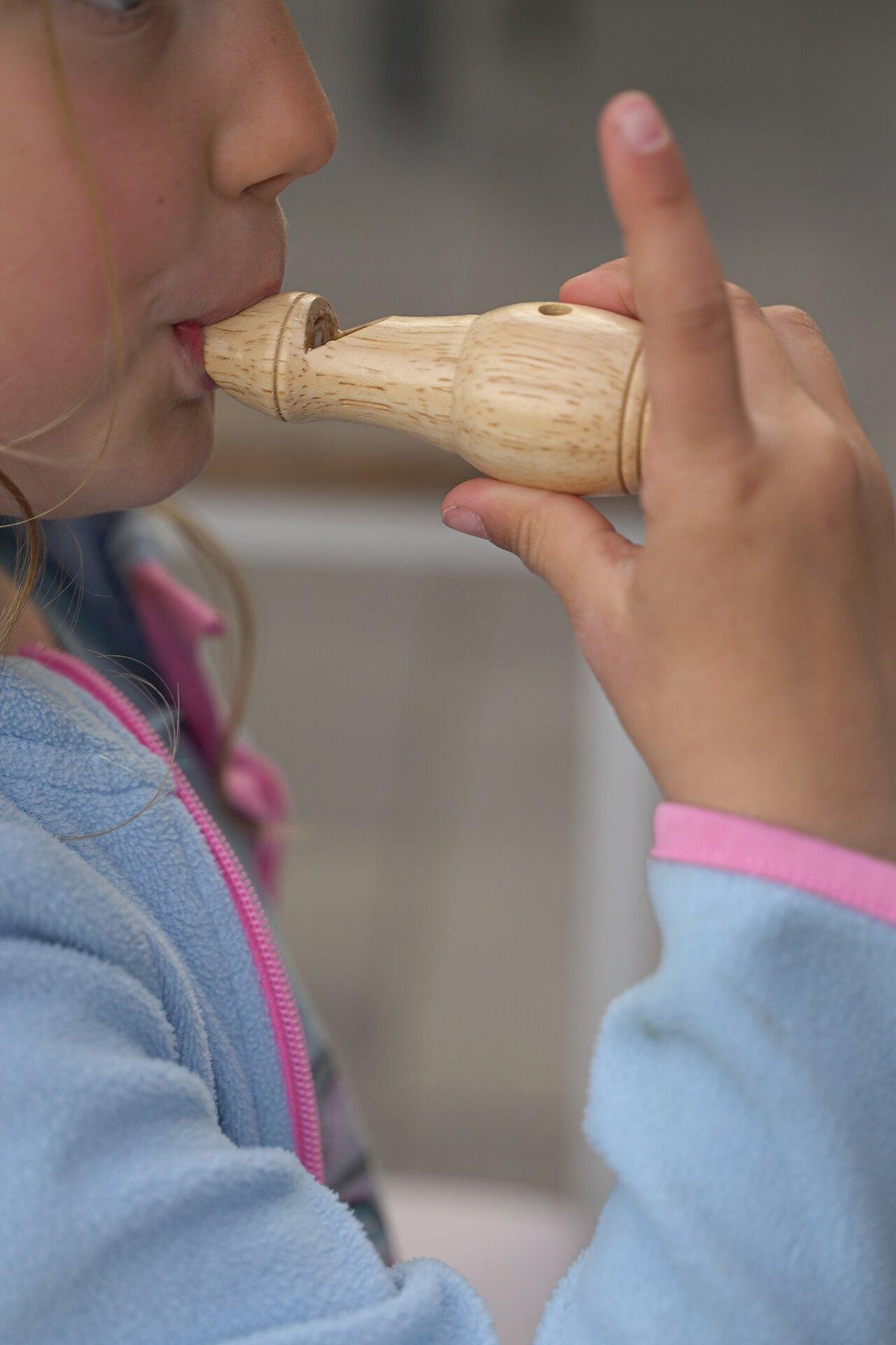Kuckuckspfeife aus Holz im 6er Set von goki – Vierte Ansicht