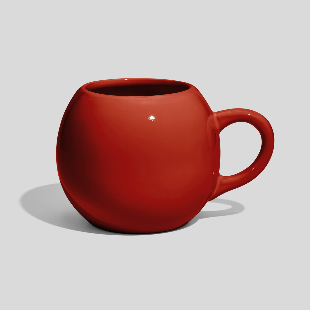 Kugelförmige Keramiktasse 420 ml mit Schlaufenhenkel – Rot