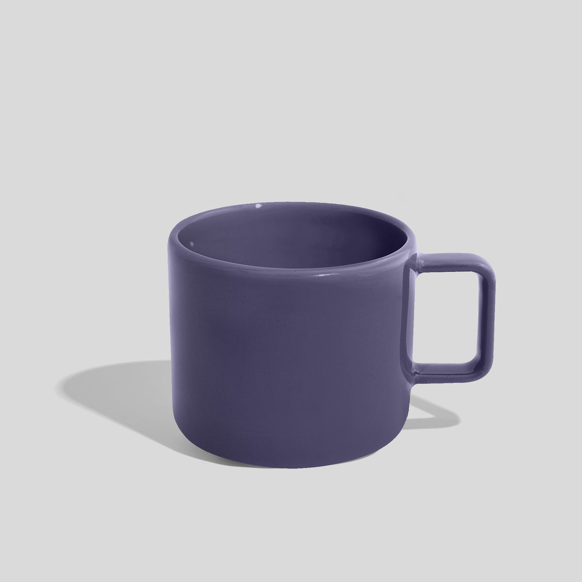 Niedrige Keramiktasse 400 ml mit Eckhenkel – Lavendel