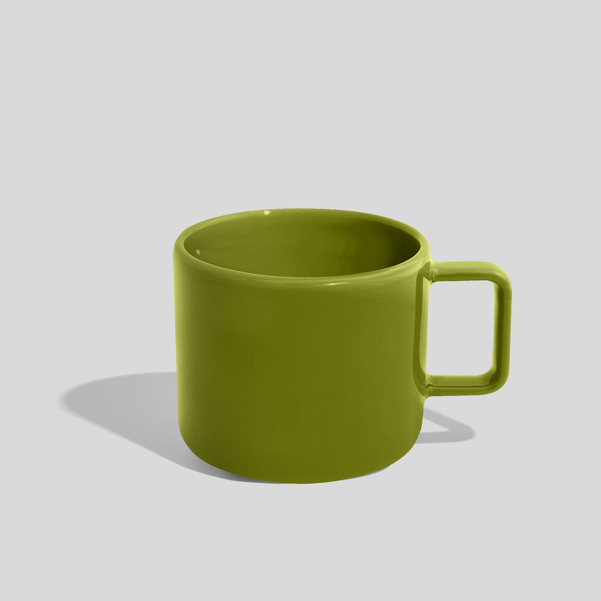 Niedrige Keramiktasse 400 ml mit Eckhenkel – Limettengrün