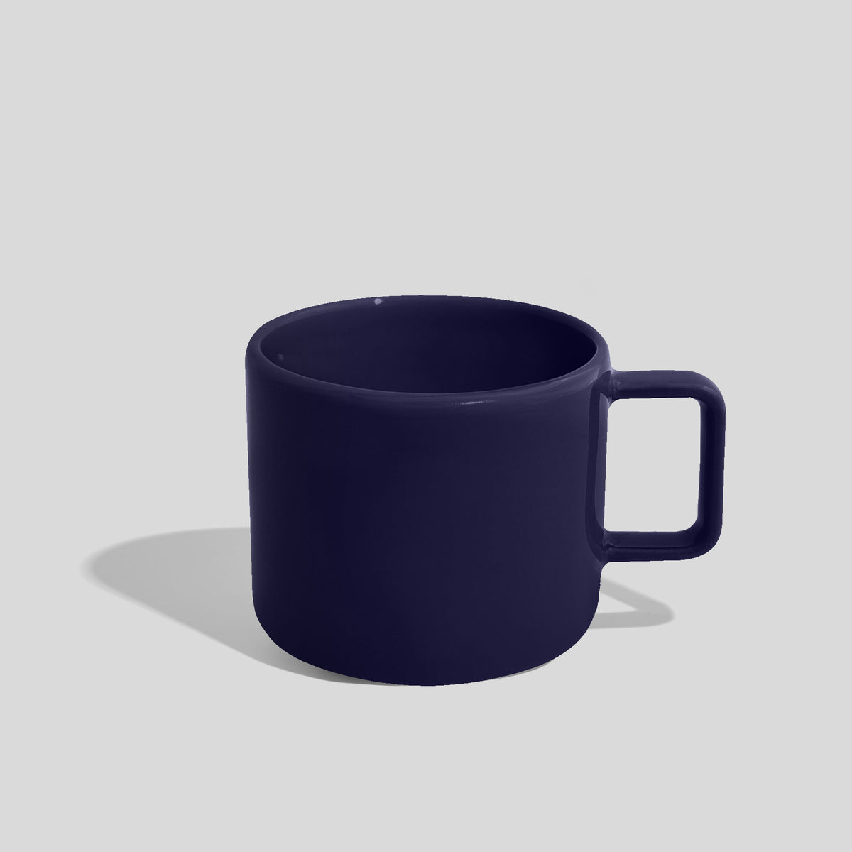 Niedrige Keramiktasse 400 ml mit Eckhenkel – Nachtblau