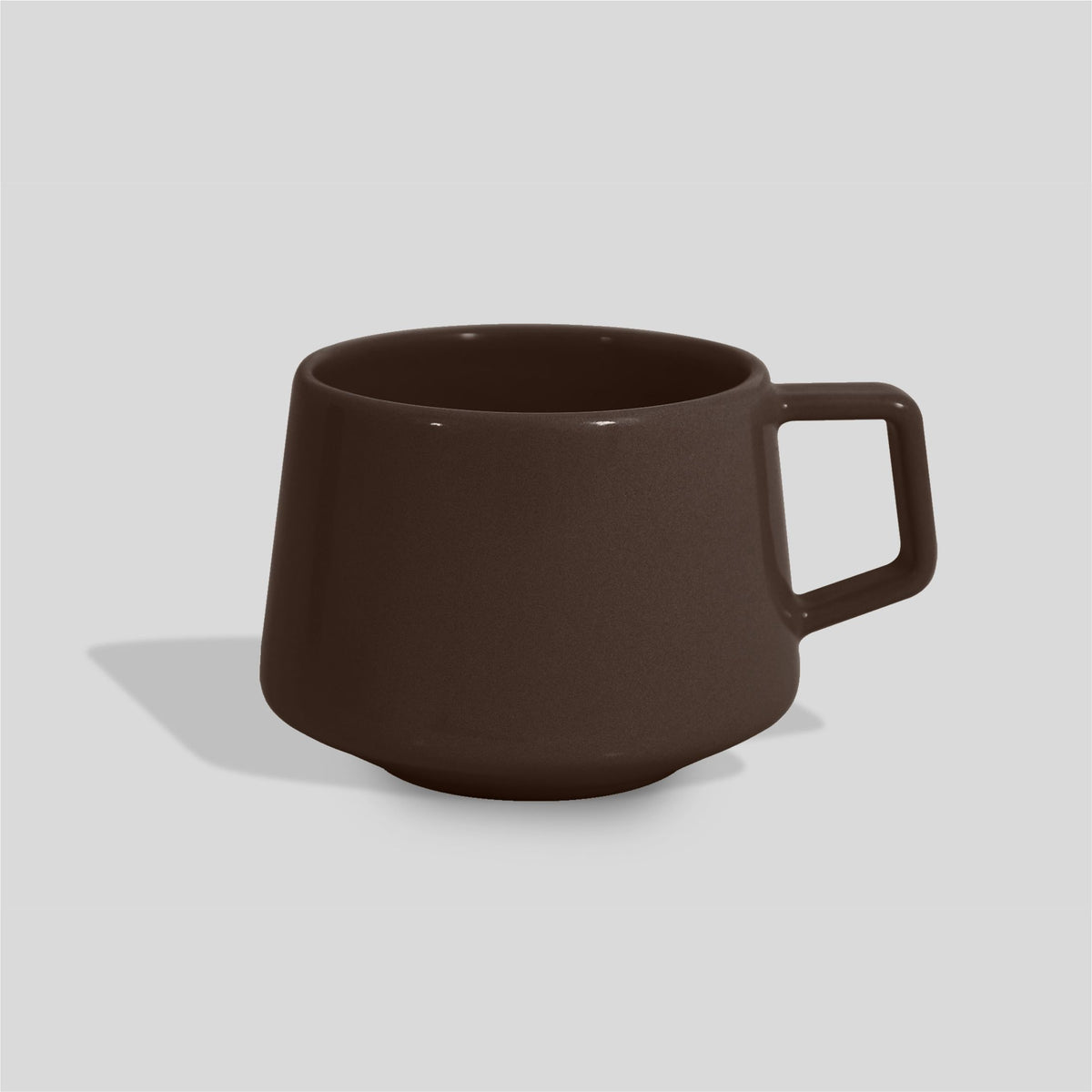 Niedrige konische Keramiktasse 280 ml mit Trapezhenkel – Dunkelbraun