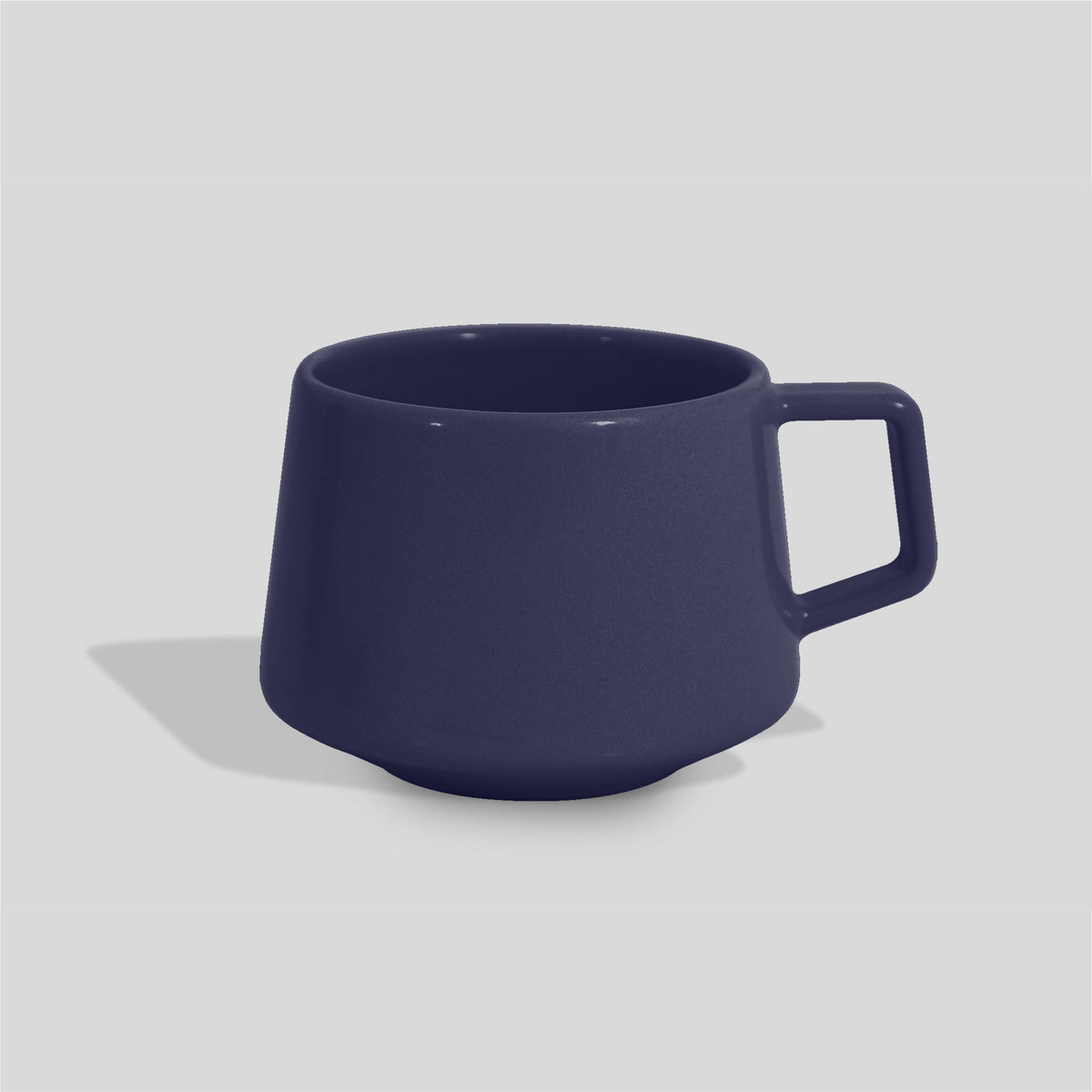Niedrige konische Keramiktasse 280 ml mit Trapezhenkel – Marineblau
