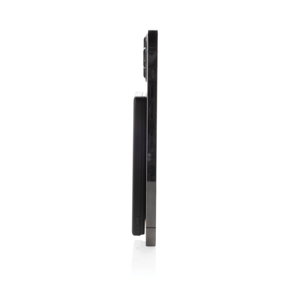 Orion 5.000mAh 5W magnetische Powerbank aus RCS rec. Alu – schwarz