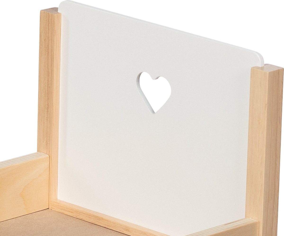 Puppenbett Herzträume mit Herzausschnitt aus Holz – weitere Ansicht