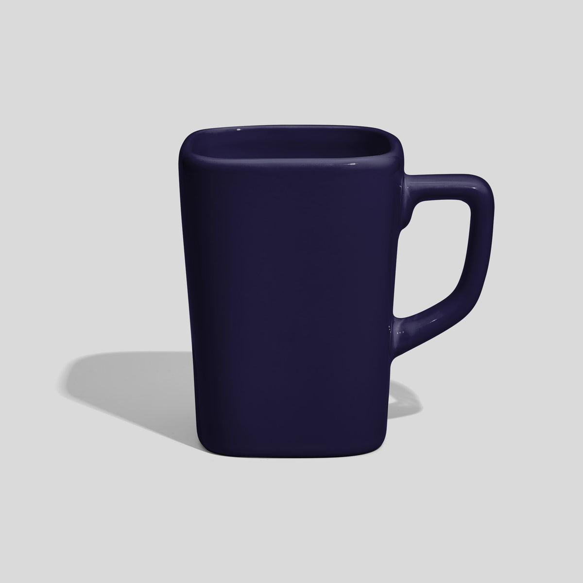 Quadratische Keramiktasse 260 ml mit eckigem Henkel – Nachtblau