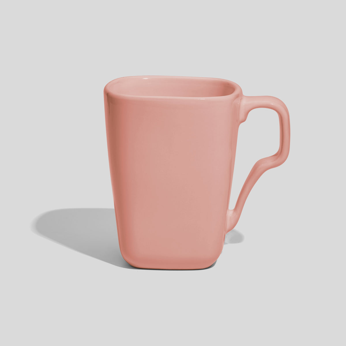 Quadratische Keramiktasse 330 ml mit Schwunghenkel – Rosa