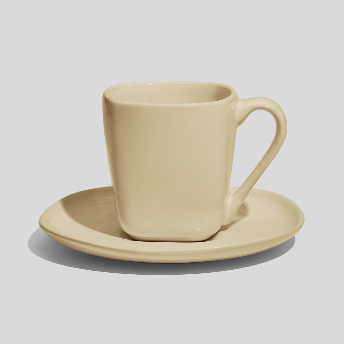 Quadratische Tasse mit Untertasse 180 ml – Beige
