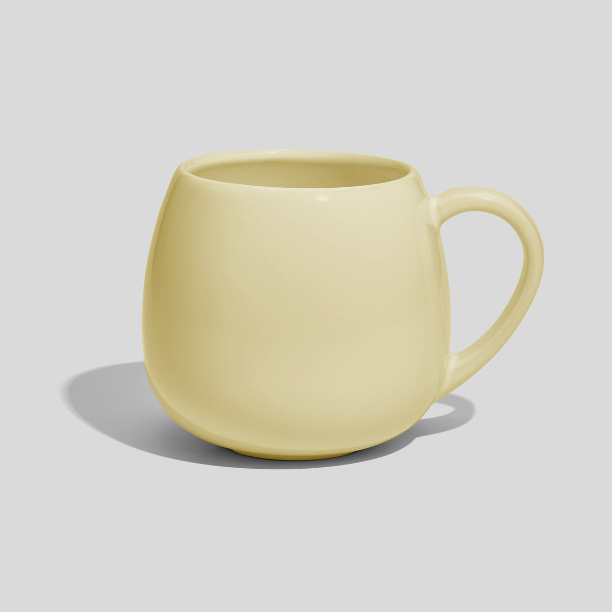 Rundbauchige Keramiktasse 420 ml mit schlankem Henkel – Ecru