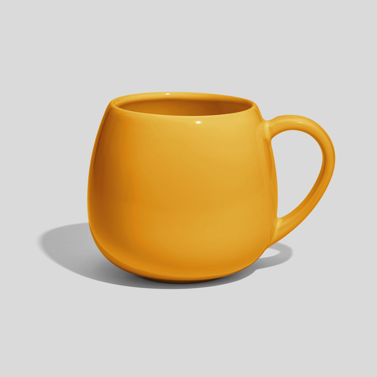 Rundbauchige Keramiktasse 420 ml mit schlankem Henkel – Gelb