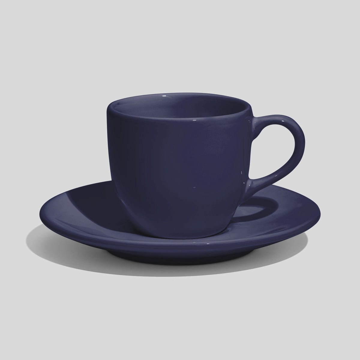Rundliche Tasse mit Untertasse 180 ml und Bogenhenkel – Marineblau