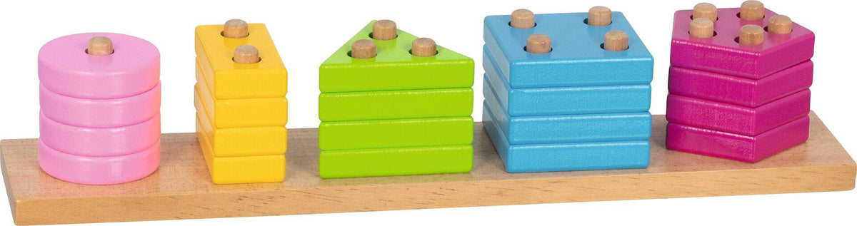 Sortierspiel Formen und Farben mit Zapfen aus Holz – Ansicht