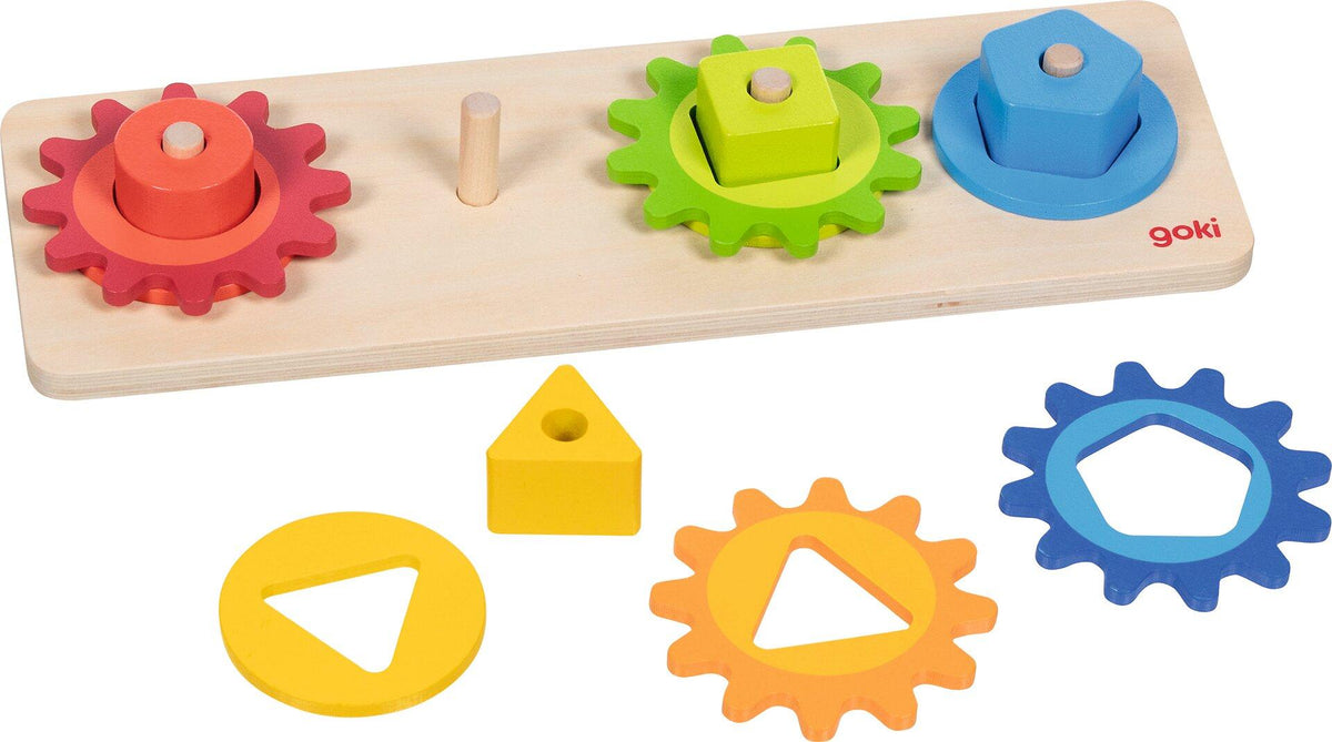 Sortierspiel mit vier bunten Zahnrädern aus Holz – weitere Ansicht