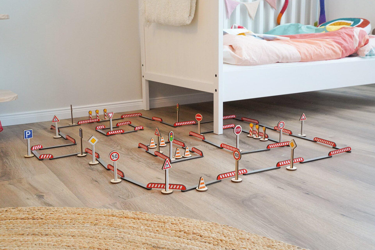 Straßenbau Spielset FlexiRoads mit 135 Holzteilen