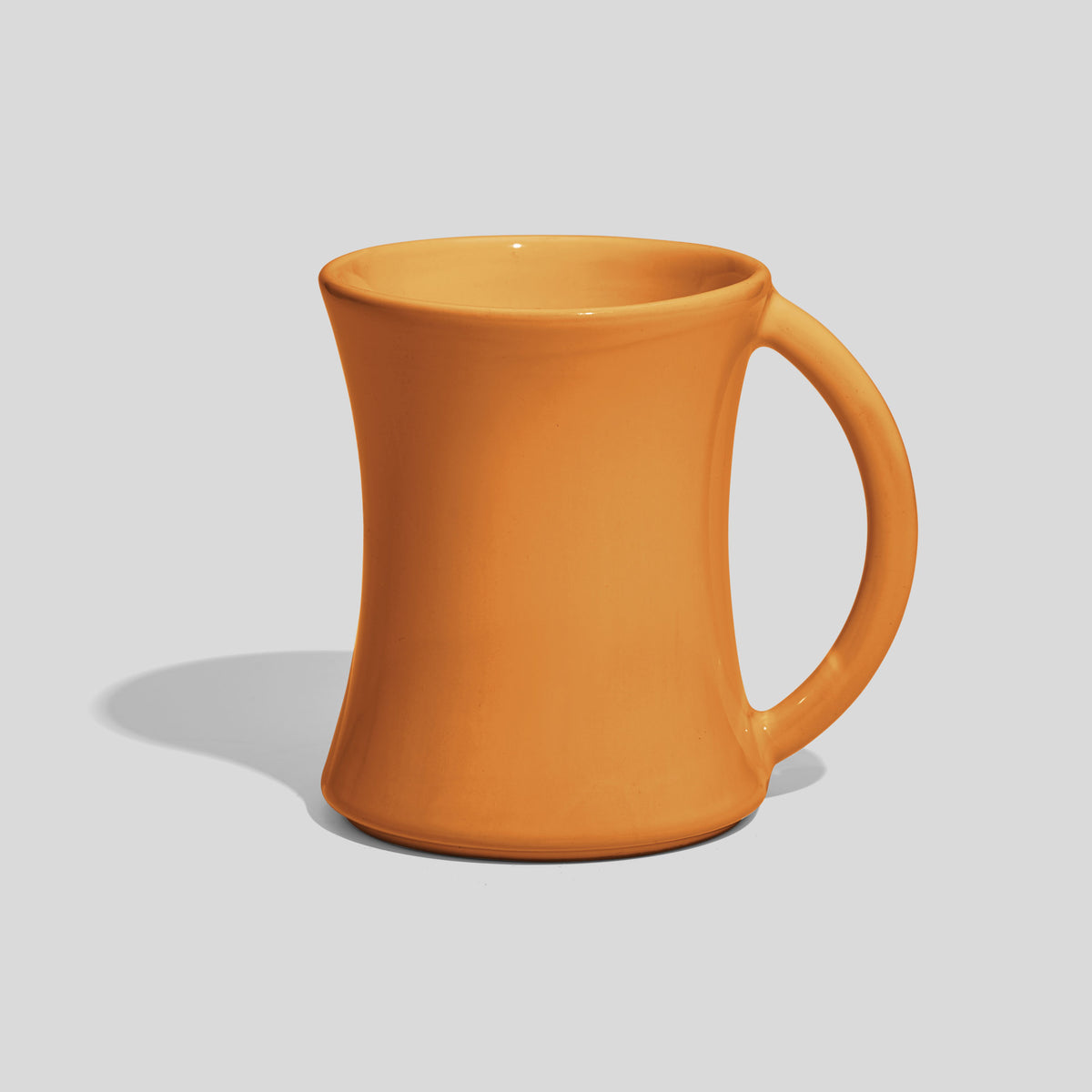 Taillierte Keramiktasse 350 ml mit Halbrundhenkel – Senfgelb