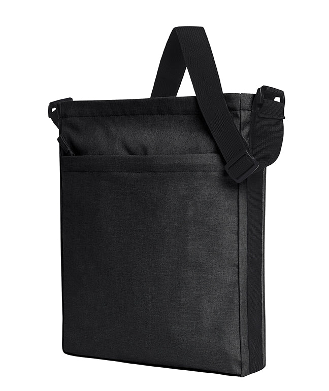 Umhängetasche hochkant mit verdeckter Vortasche