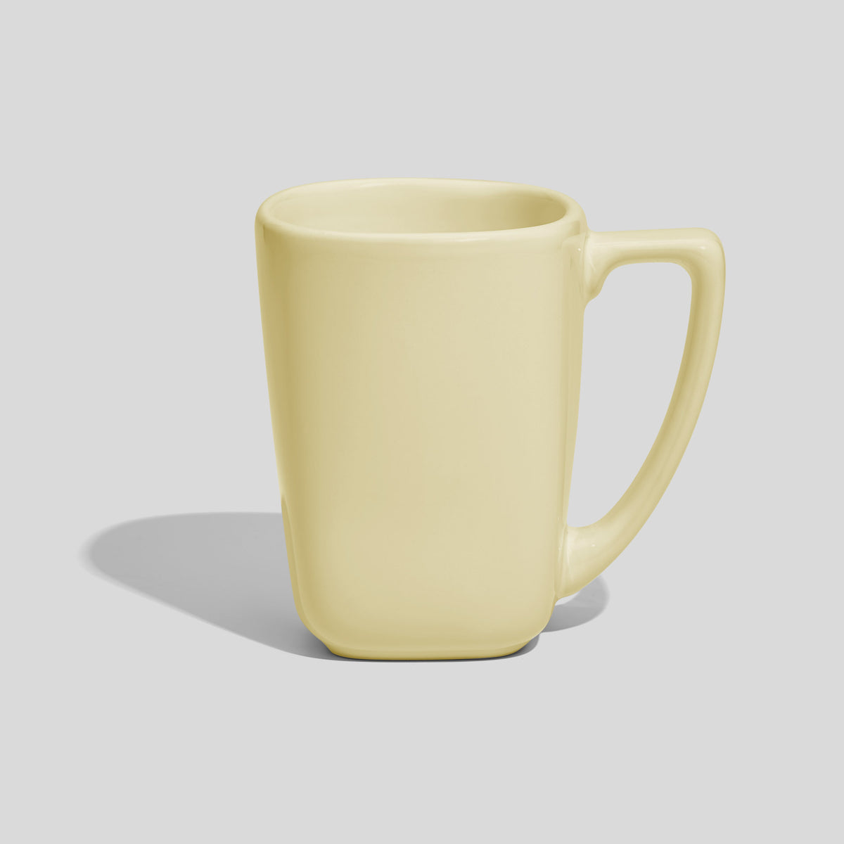 Verjüngte Keramiktasse 240 ml mit Winkelhenkel – Ecru