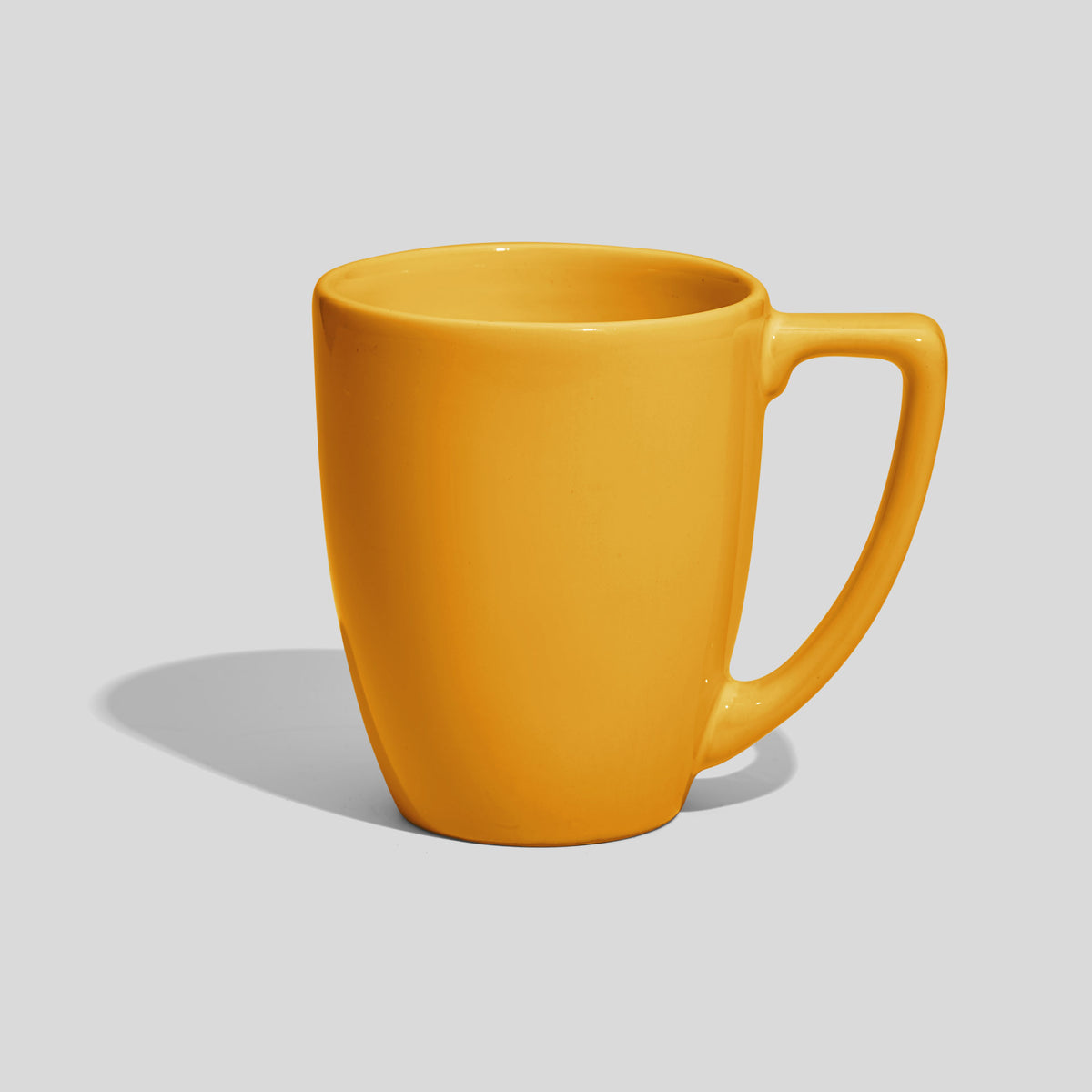 Verjüngte Keramiktasse 250 ml mit Trapezhenkel – Gelb