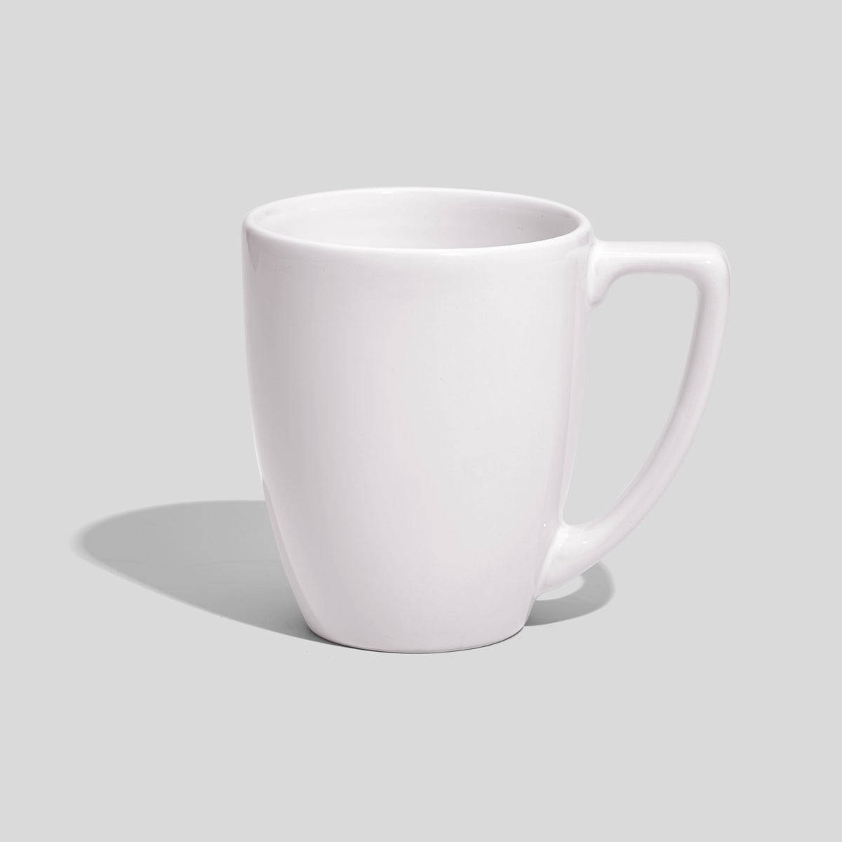 Verjüngte Keramiktasse 250 ml mit Trapezhenkel – Weiß