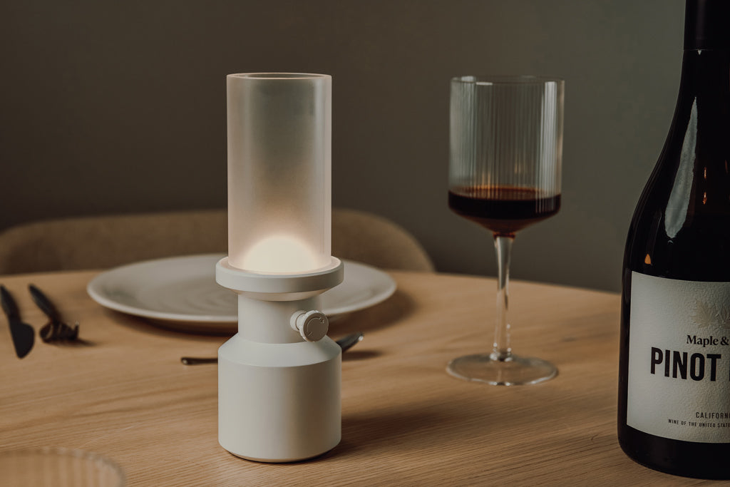 VINGA Niori RCS Tischlampe