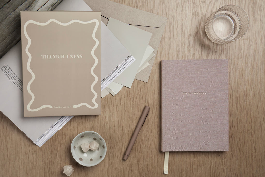 VINGA Thankfulness GRS-recyceltes Papierjournal