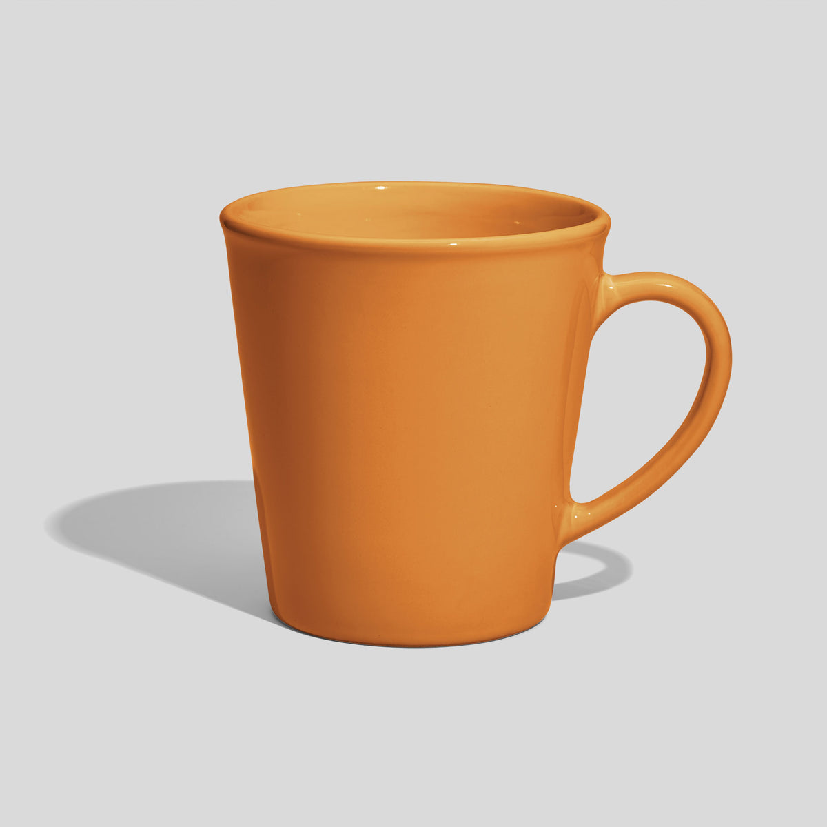 Weit geöffnete Keramiktasse 460 ml mit dünnem Bogenhenkel – Senfgelb