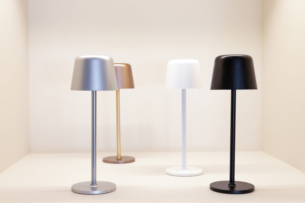 Zenic USB Tischleuchte aus RCS recyceltem Kunststoff