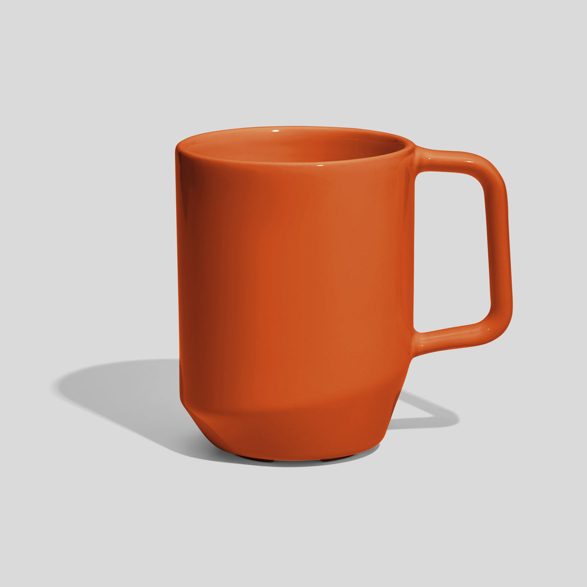 Zylindrische Keramiktasse 360 ml mit eckigem Henkel – Orange