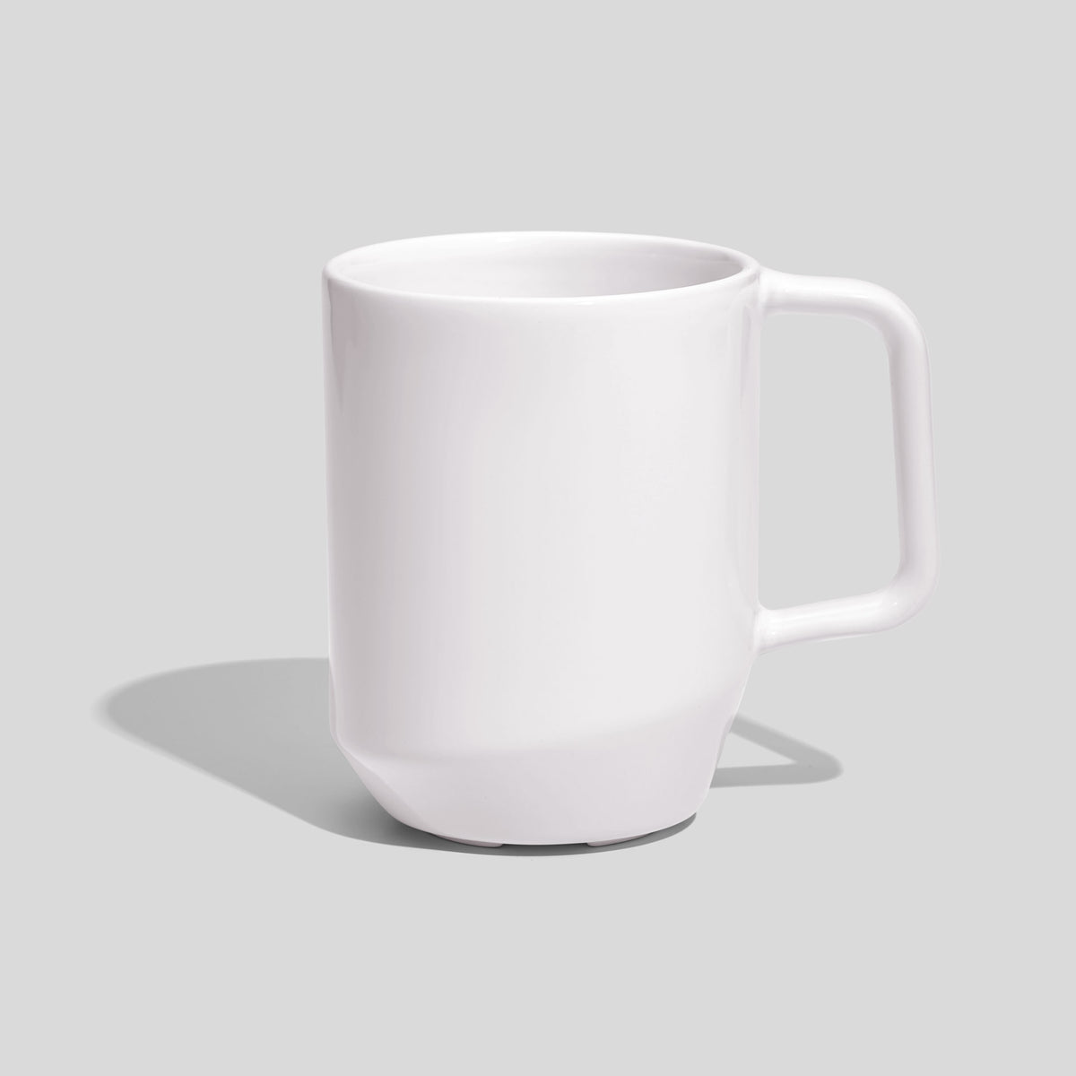 Zylindrische Keramiktasse 360 ml mit eckigem Henkel – Weiß