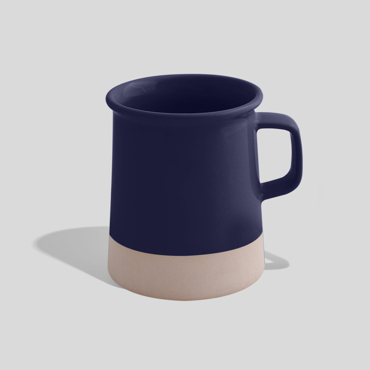 Zylindrische Keramiktasse 380 ml mit unglasiertem Sockel – Marineblau
